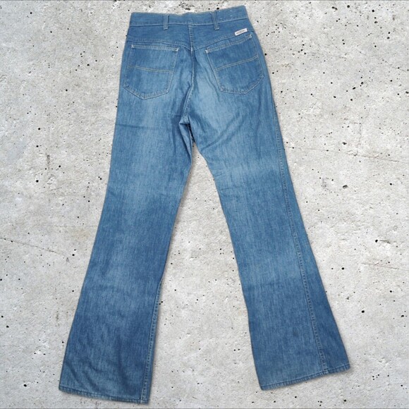 Vintage 70s High Rise Flare Jeans Size 28 Medium Wash Denim Gauchos Brand - Picture 4 of 13